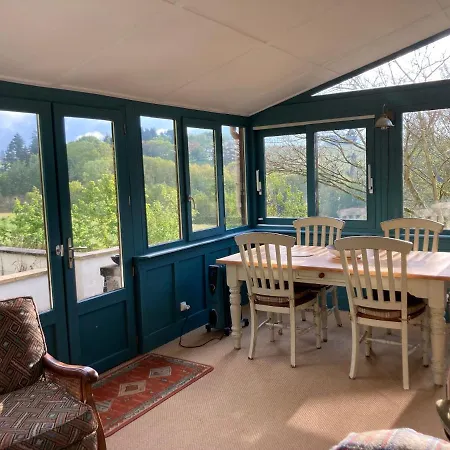 La maison Elisabeth Saint-Ybard Extérieur photo