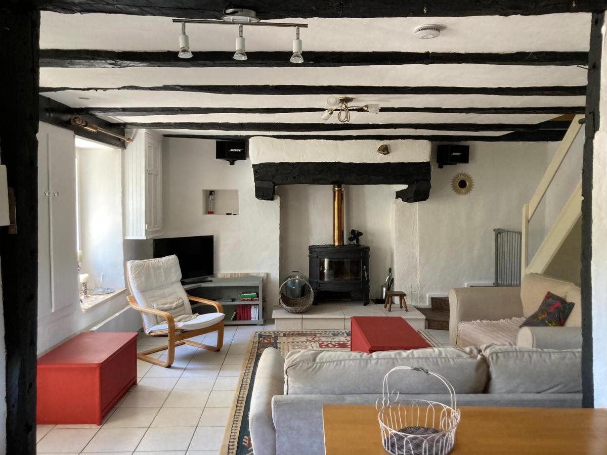 La Maison Charmante D'elisabeth * Saint-Ybard