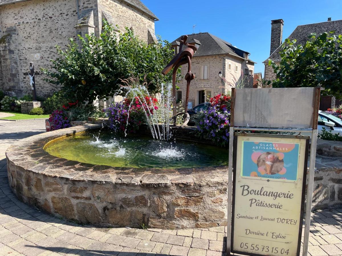 La Maison Charmante D'elisabeth Holiday home Saint-Ybard